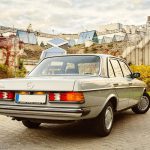Tył mercedesa 200 w123 auta do ślubu Białystok